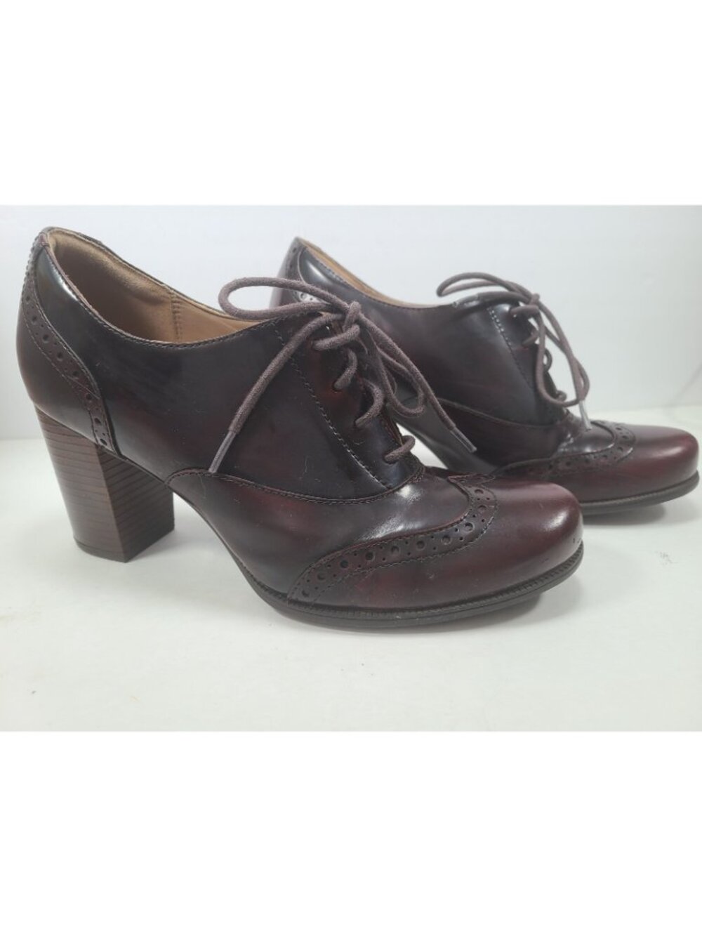 Clarks Artisan Ciera Pier Burgundy Brogue Heels  Brine Oxblood US 8 Wingtip - Picture 2 of 9